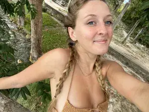 Molly Pills profile picture