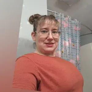 Magenta DeZire profile picture