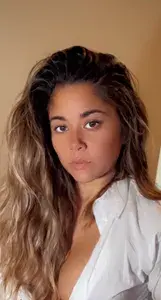 Eva Rose 🌹 profile picture