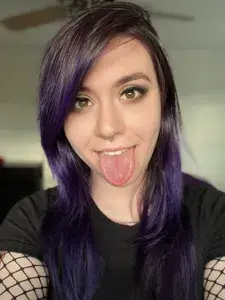 Violet profile picture