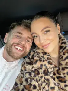 Kristen and Jasmine ๐ profile picture