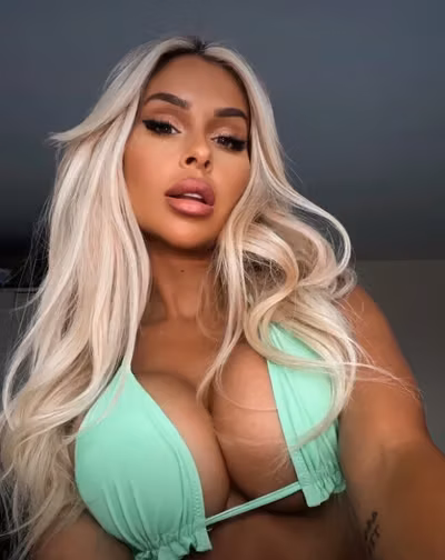 Mistress Mia ๐ Blonde Dom ๐ฑ๐ผโโ๏ธ NEW profile picture