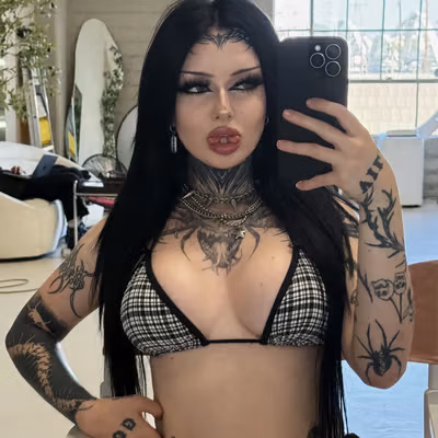 Nikki Bitez π¦ profile picture