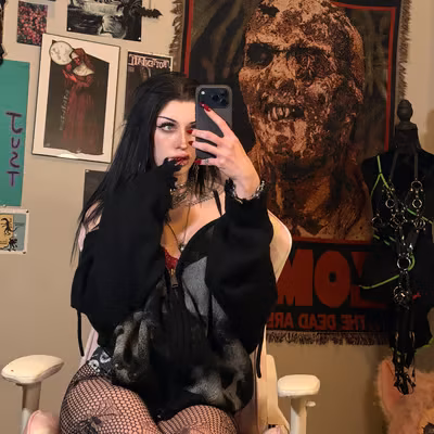 𝔱𝔦𝔤𝔥𝔱𝔢𝔰𝔱 𝔤𝔬𝔱𝔥 || #1 spicy content on OF 🥵🔥 profile picture