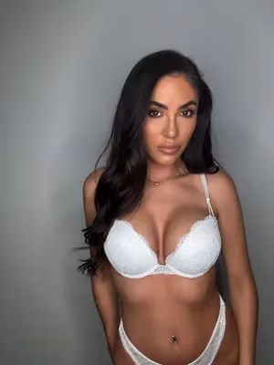 Becky Daisy ⭐THE BEEJAYY QUEEN 🥵 profile picture