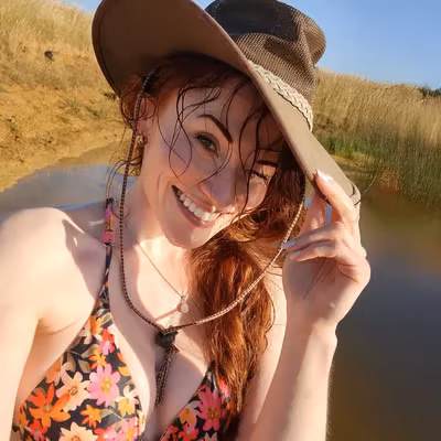 LoveAmyPond ๐ Top 0.7% profile picture