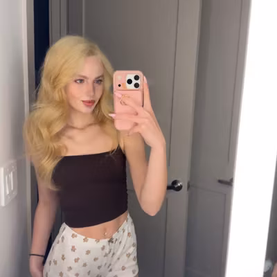 𝓪𝓵𝓲𝓬𝓮 profile picture