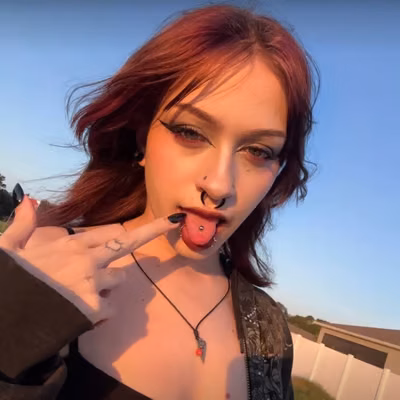 Kira Humiliation 👠 profile picture