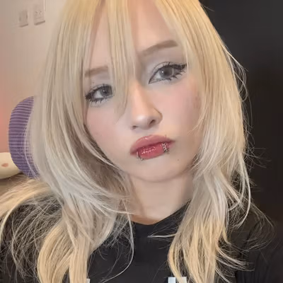 Bella Moon ๐ profile picture