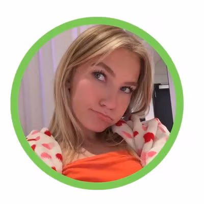 Emma Brooks TEEN w blue eyes ๐ข ONLINE ๐ข profile picture