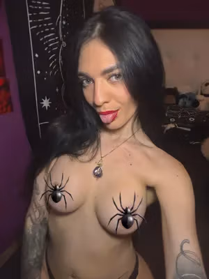 Ivygothy 🕷️ Free Trial profile picture