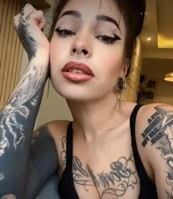 CHRIS - YOUR JIZZ BUCKET ๐๐๐ profile picture